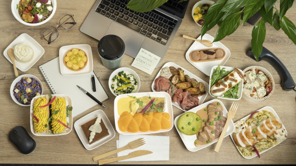 PLATEAUX REPAS