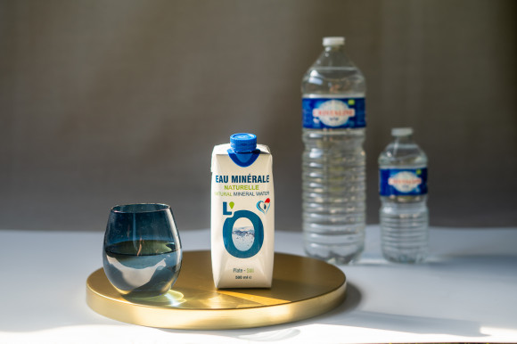 Eau minérale en carton recyclé 50cl