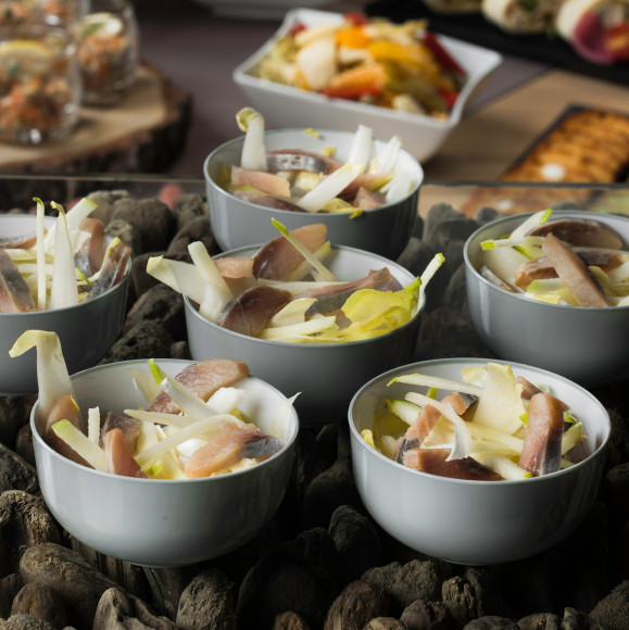Salade d'endive, pomme fruit et hareng (pokebowl)