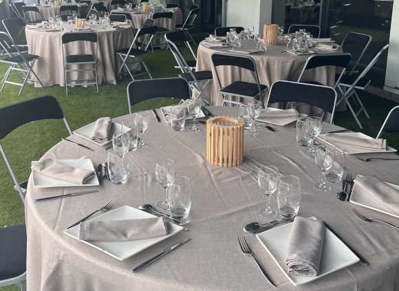 Location table ronde 1m50 - 8 pers